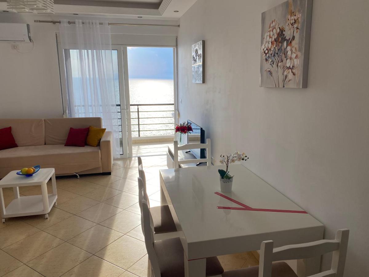 Apartment With Huge Sea View Balcony ซารานเดอ ภายนอก รูปภาพ