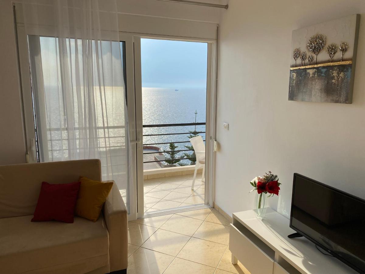 Apartment With Huge Sea View Balcony ซารานเดอ ภายนอก รูปภาพ