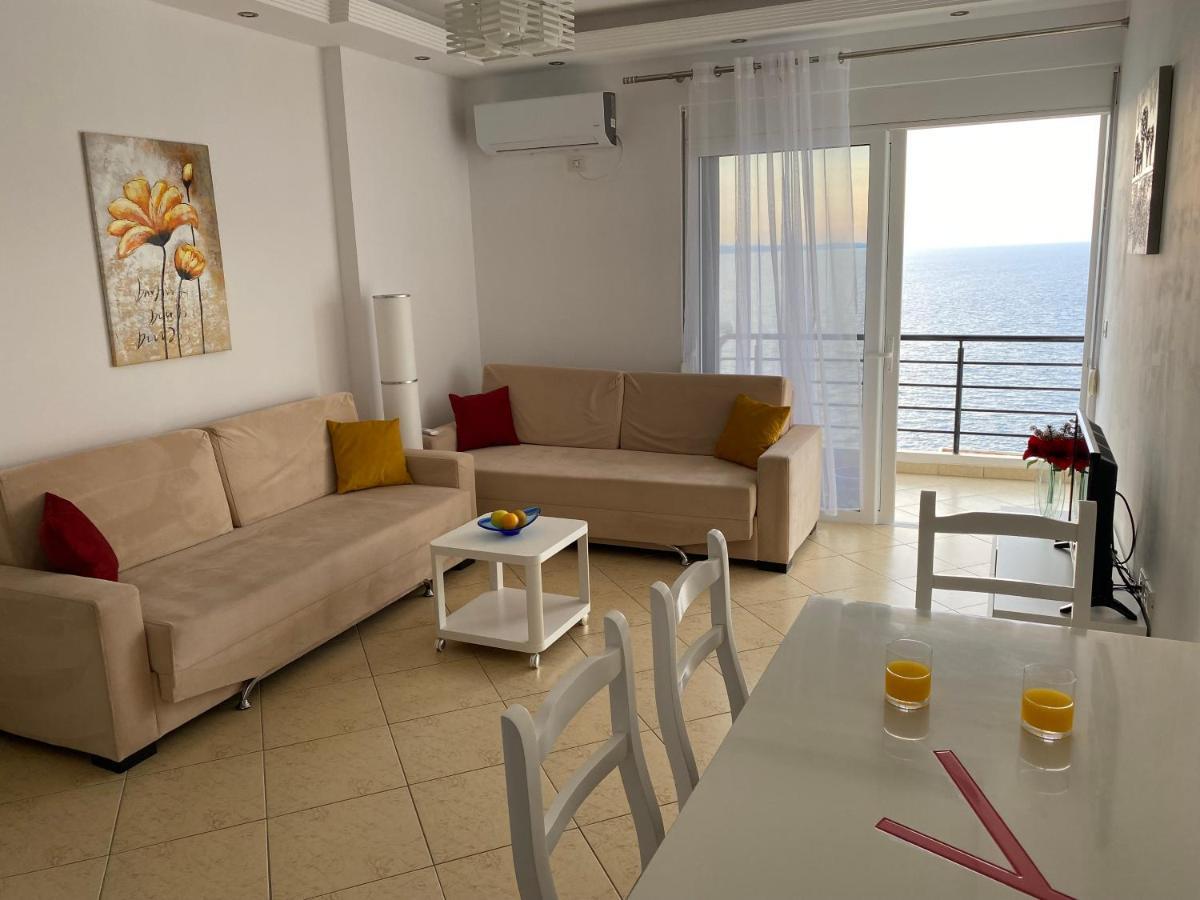 Apartment With Huge Sea View Balcony ซารานเดอ ภายนอก รูปภาพ