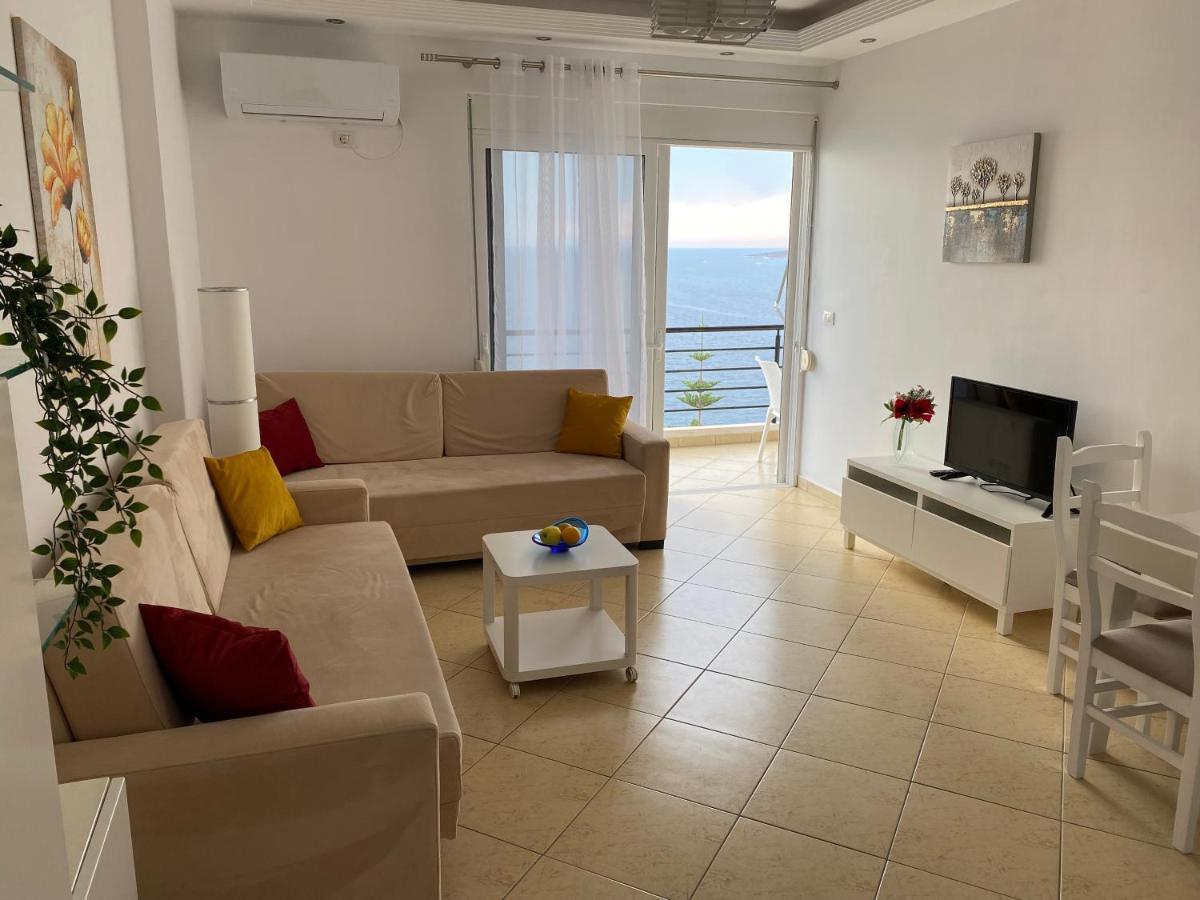 Apartment With Huge Sea View Balcony ซารานเดอ ภายนอก รูปภาพ